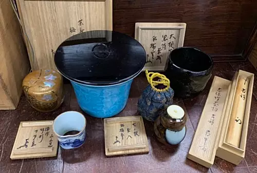 津和野町で骨董品の買取は愛研美術へ!創業57年の実績と信頼
